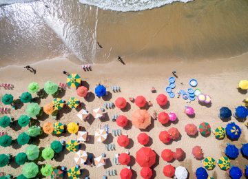 O que fazer com os acessórios de praia quando acaba o verão